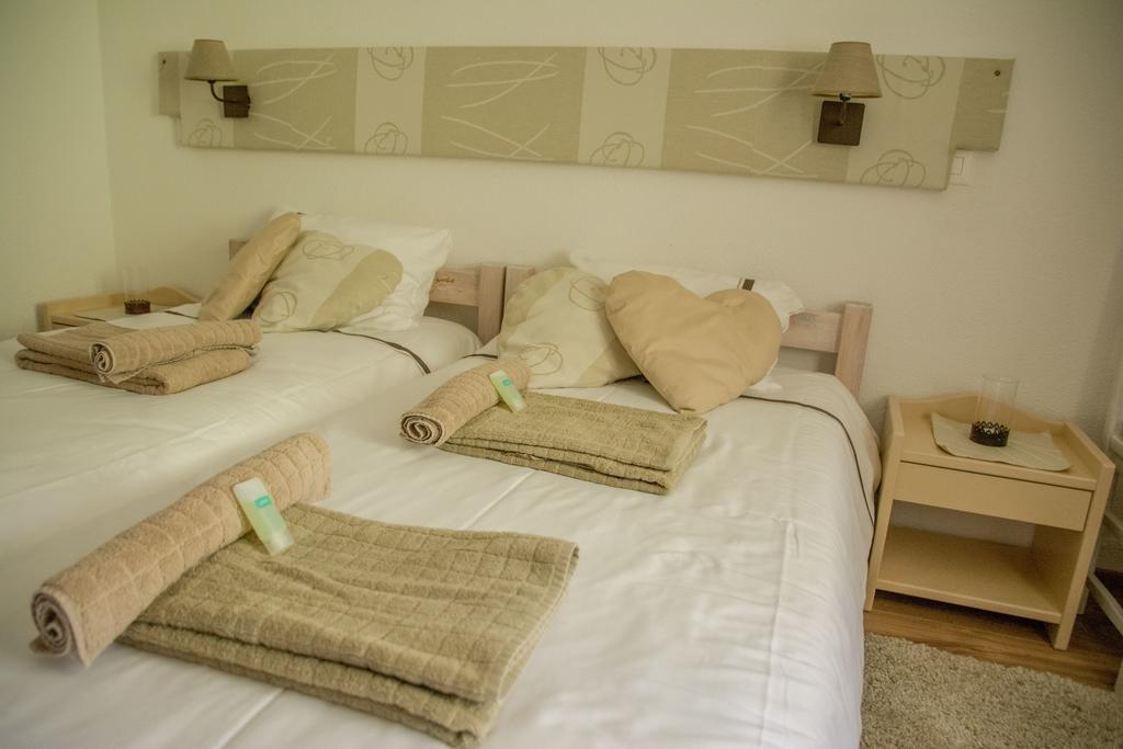 Appartements Dans La Residence Panorama Вилар сюр Олон Екстериор снимка